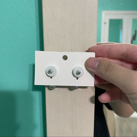 ‼️EARRINGS - Picture 6 of 7